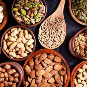 DRYFRUITS & SEEDS & NUTS