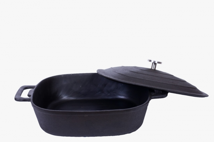 CAST_IRON_-_SQUARE_BOWL_WITH_LID